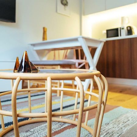 בוקרשט Boutique Luxury Flats - La Maison Du Petit Paris מראה חיצוני תמונה