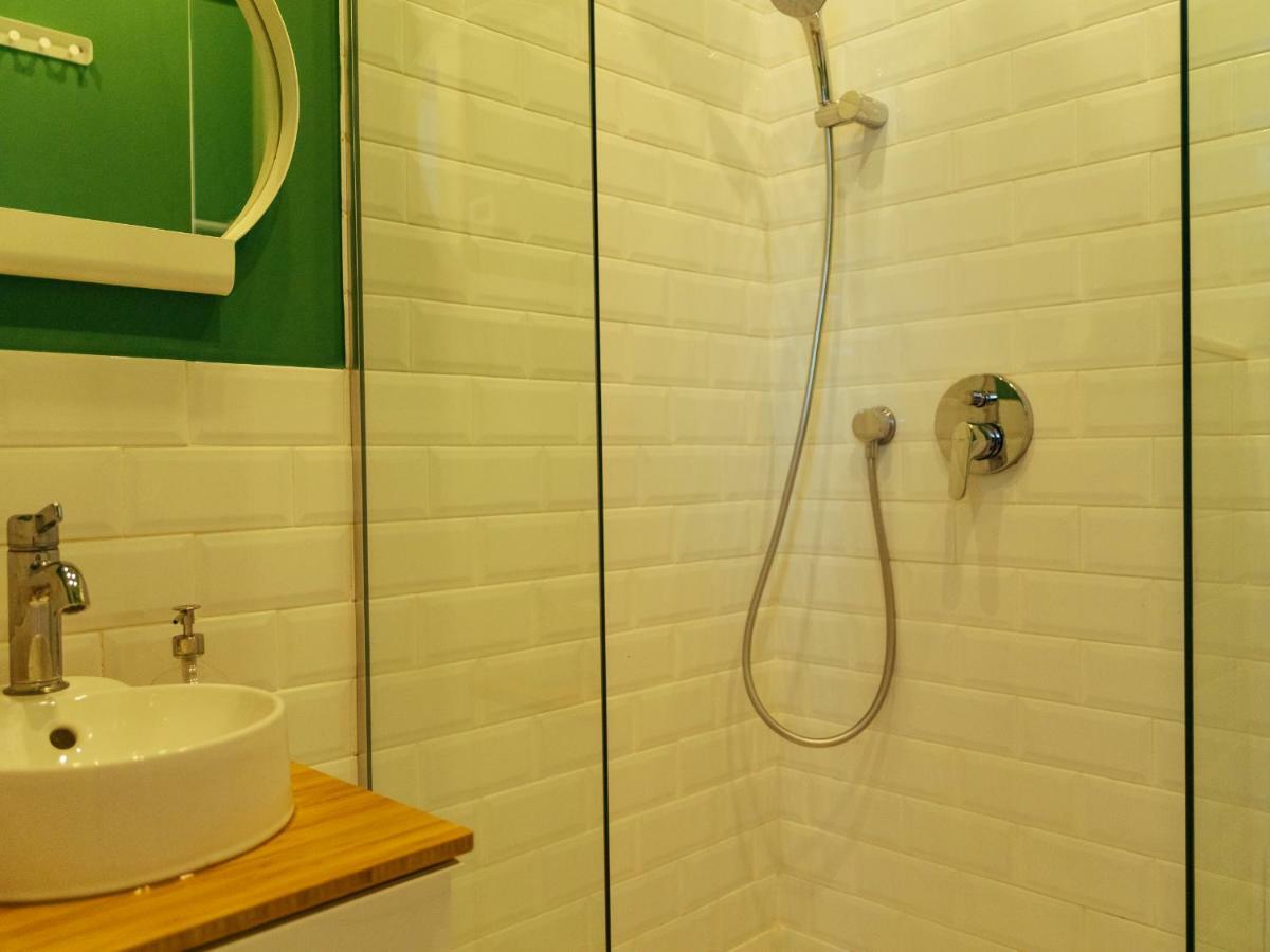 בוקרשט Boutique Luxury Flats - La Maison Du Petit Paris מראה חיצוני תמונה