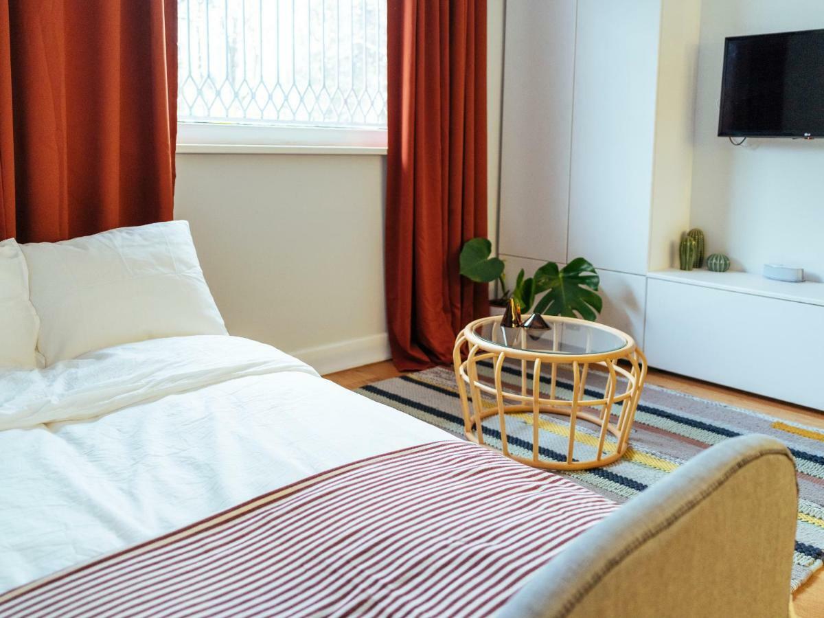בוקרשט Boutique Luxury Flats - La Maison Du Petit Paris מראה חיצוני תמונה