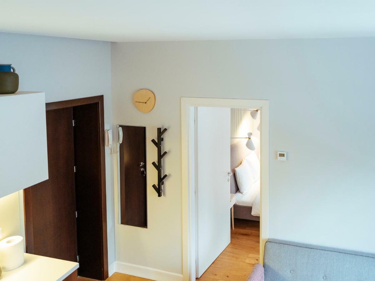 בוקרשט Boutique Luxury Flats - La Maison Du Petit Paris מראה חיצוני תמונה